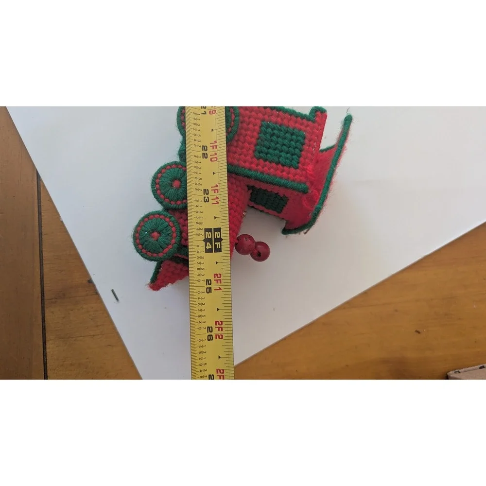 Handmade Plastic Canvas‎ Christmas Train Garland Noel Toys Red Green 25 Inch
